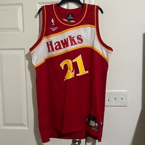 Mens Atlanta Hawks basketball jersey